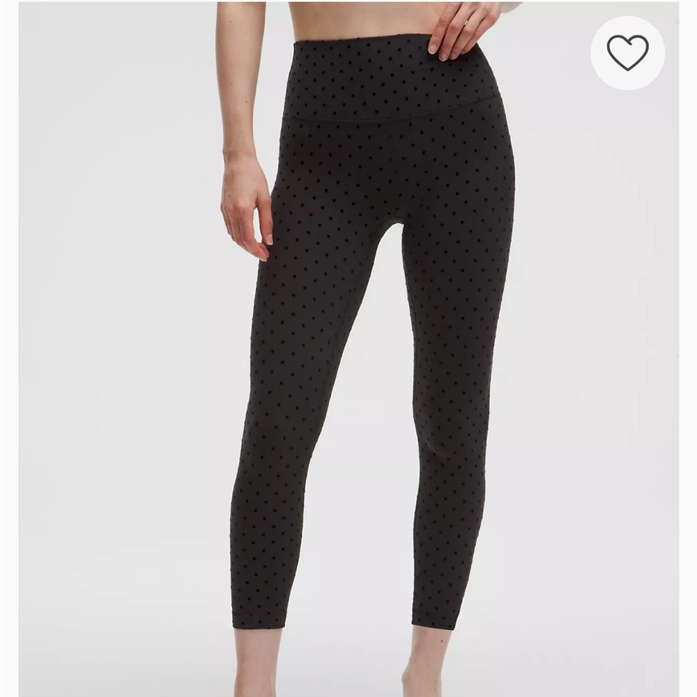 NWT lululemon Align™ High-Rise Pant 25"
Flocked Polka Flock Black